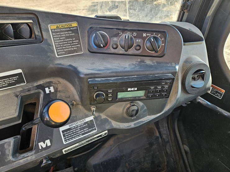 kubota-rtv1100-image-31