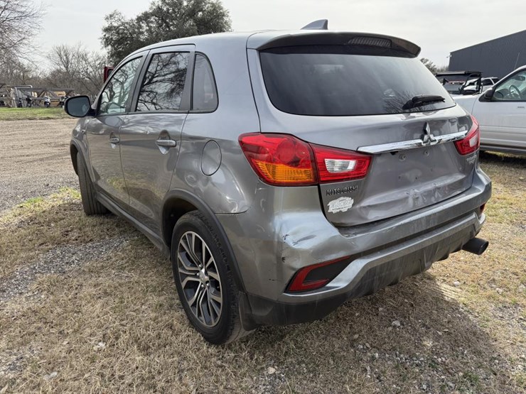 2019-mitsubishi-outlander-image-9