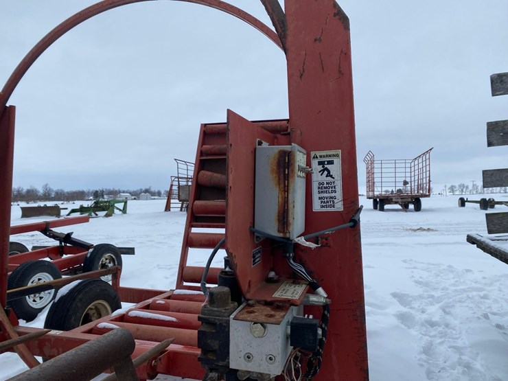 h&s-bale-wrapper-image-15