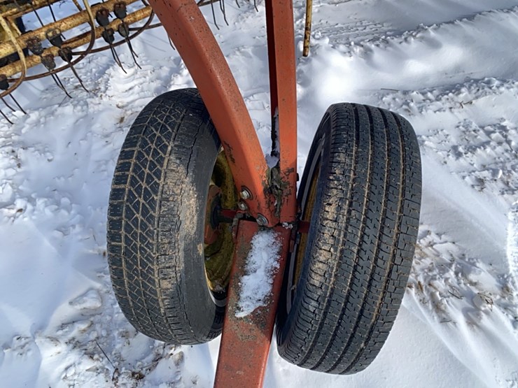 new-holland-256-image-8