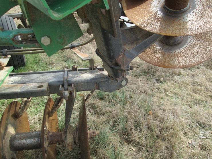 john-deere-637-image-31