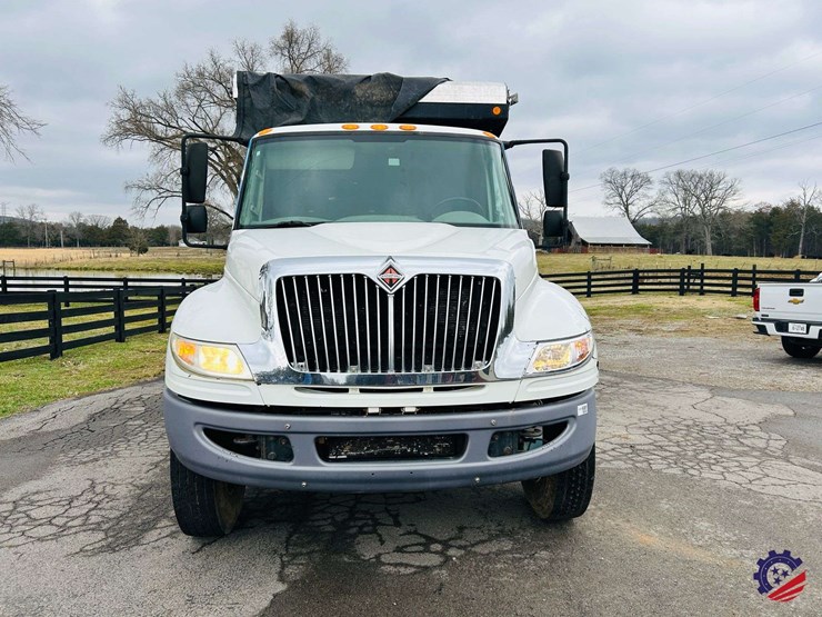 2012-international-durastar-4300-image-10
