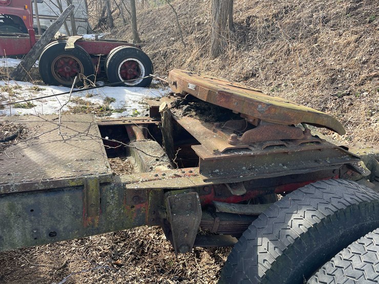 #13018-•-1974-gmc-6500-tractor-(has-wi-title)-image-39