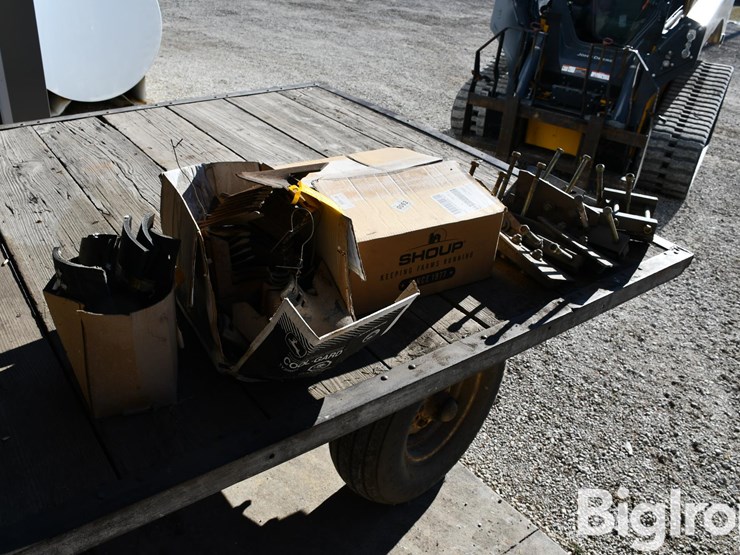 lot-of-farm-support-image-3