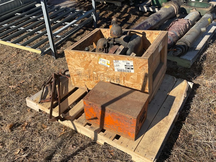 #13089-•-pallet-contents-image-4