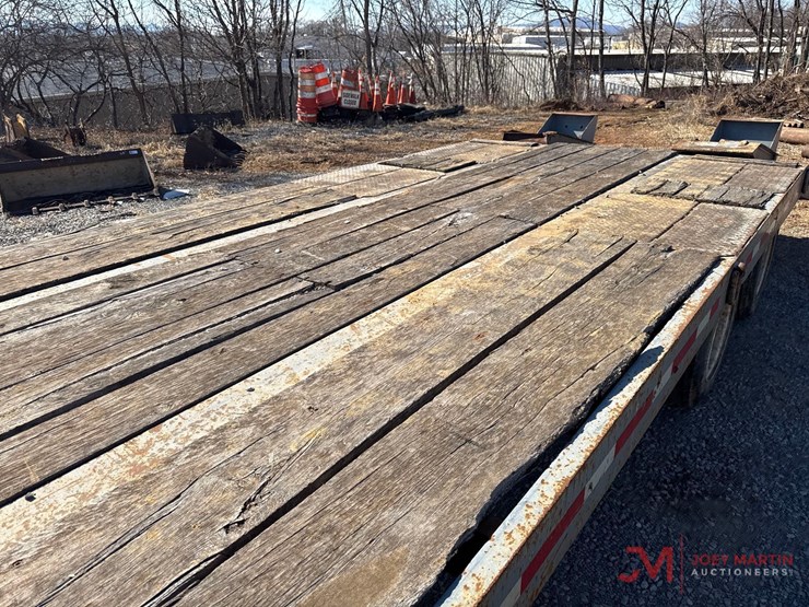 24'-tag-trailer-image-8