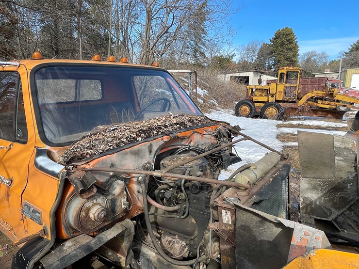 #13018-•-1974-gmc-6500-tractor-(has-wi-title)-image-97