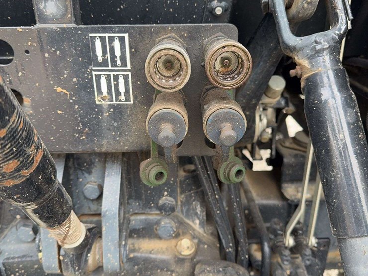 new-holland-5030-image-9