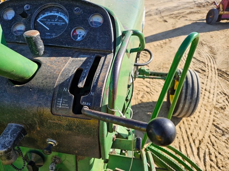 john-deere-4020-image-25