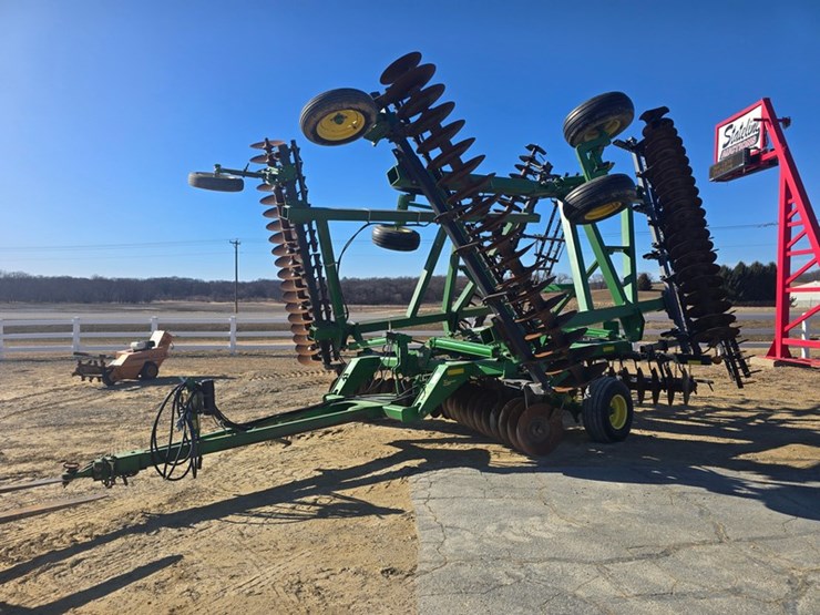 john-deere-35-image-1