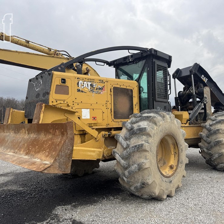 CATERPILLAR 525D