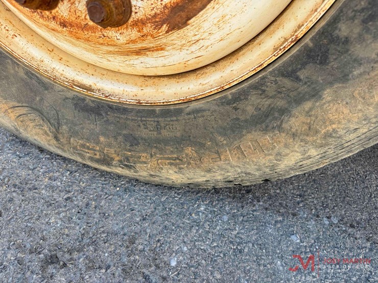 1999-international-4900-image-9