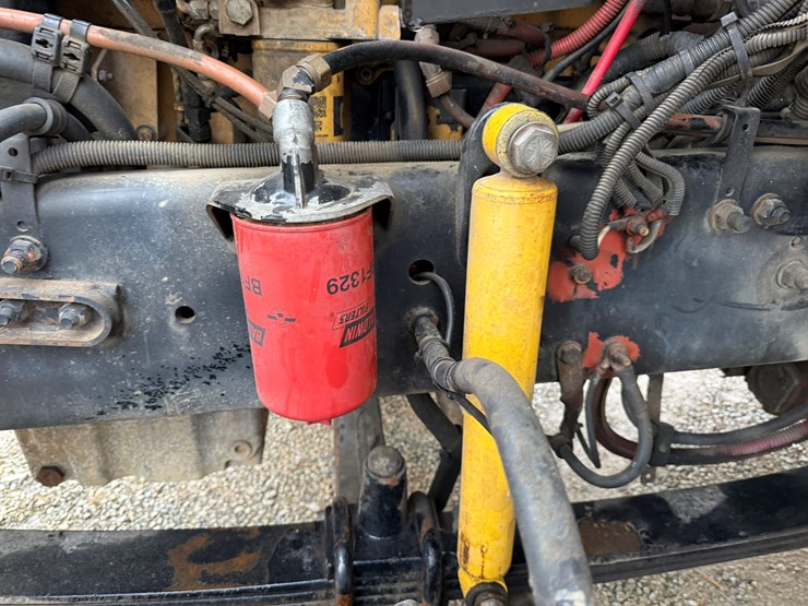 2007-caterpillar-c13-image-10