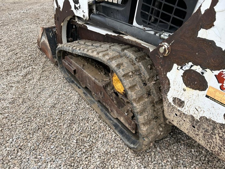 2017-bobcat-t450-image-17