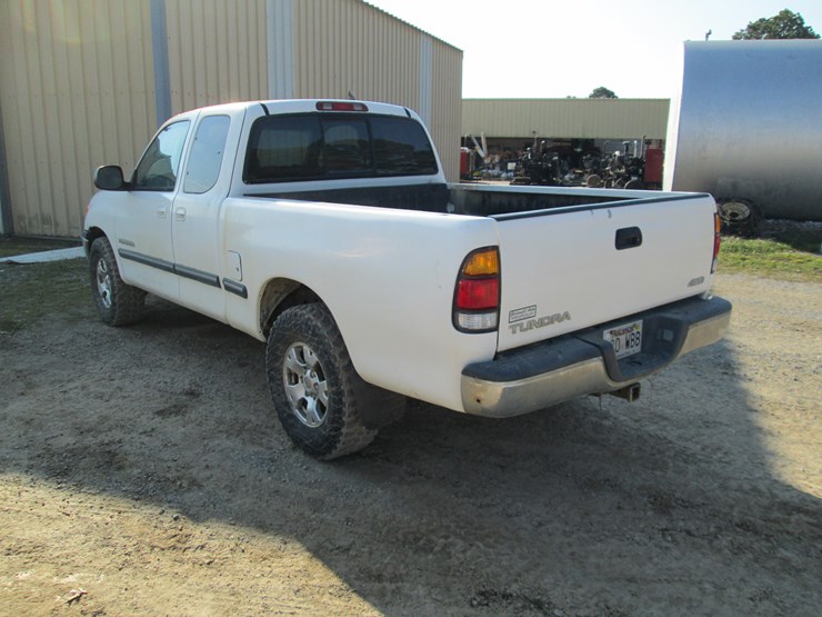 2000-toyota-tundra-image-4
