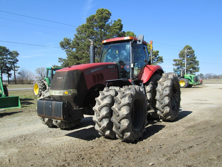 case-ih-magnum-305-image-1