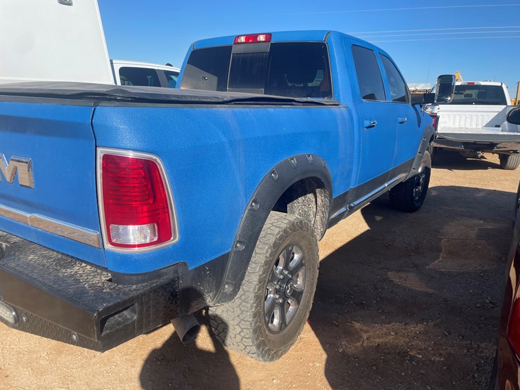 2018-dodge-2500-image-4