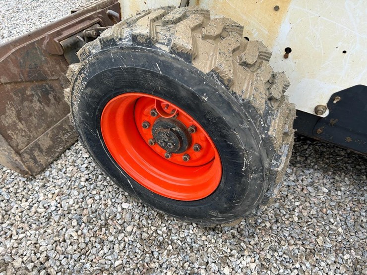 bobcat-s300-image-17