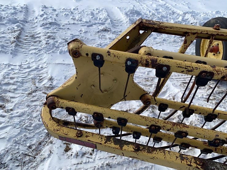 new-holland-260-image-11