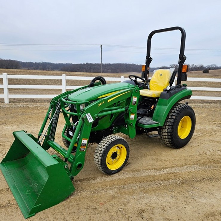 2025 JOHN DEERE 2038R