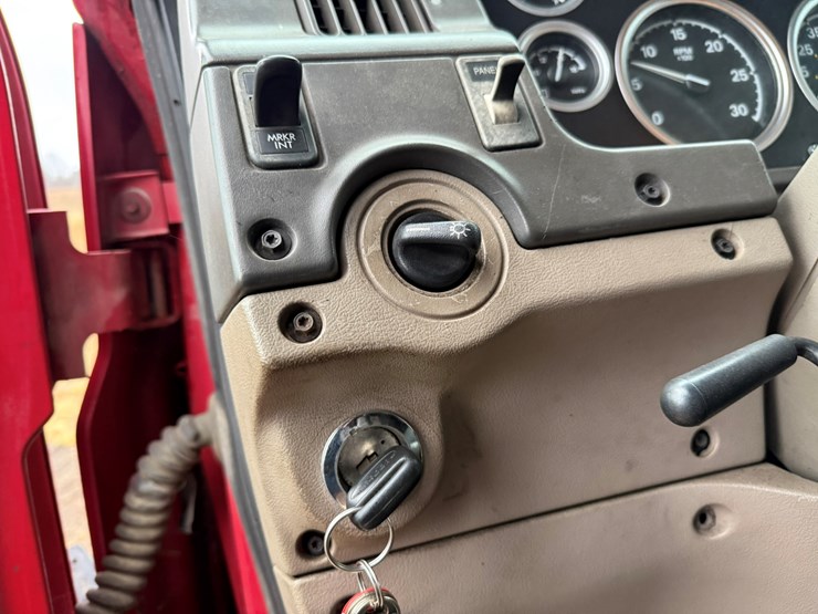 2007-caterpillar-c13-image-58