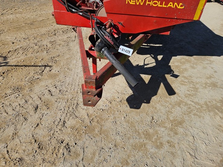 new-holland-185-image-9