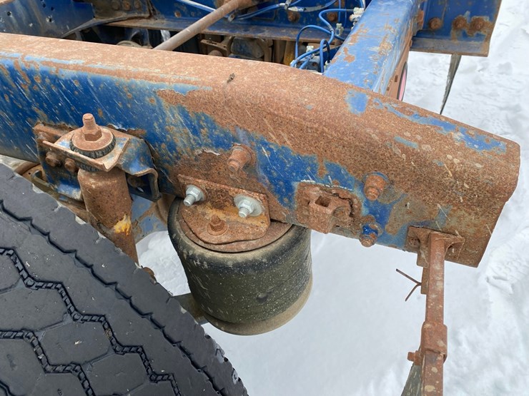 1994-freightliner-day-cab-semi-image-30