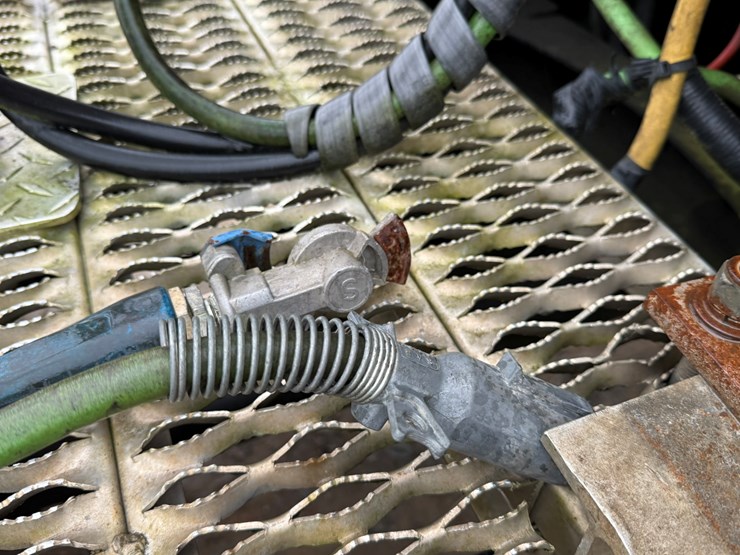 2007-caterpillar-c13-image-48