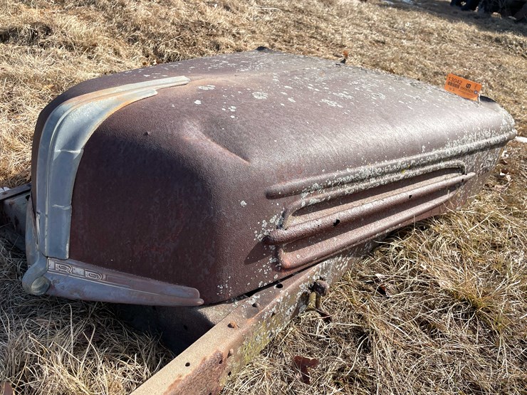 #13042-•-vintage-ford-hood-image-5