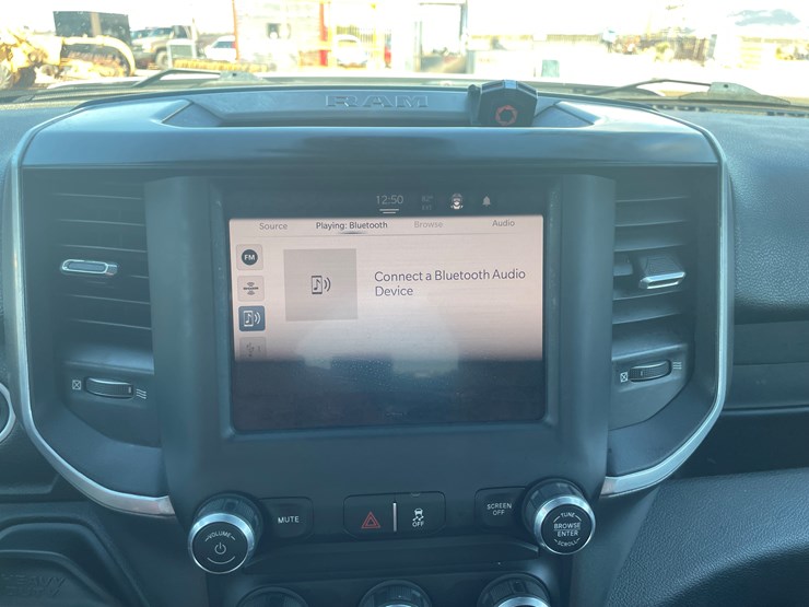 2022-dodge-2500-image-35