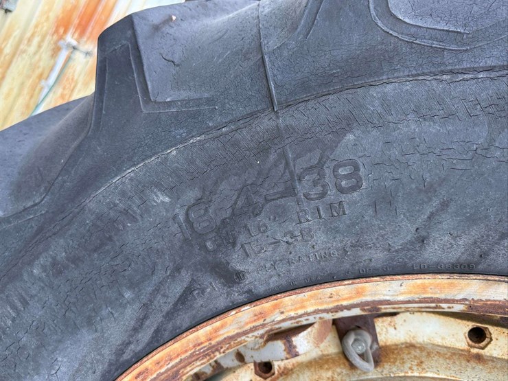 oliver-2255-parts-tractor-image-10