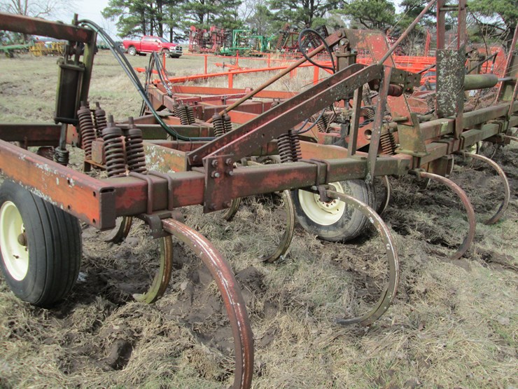 #27335-•-26'-chisel-plow-image-5