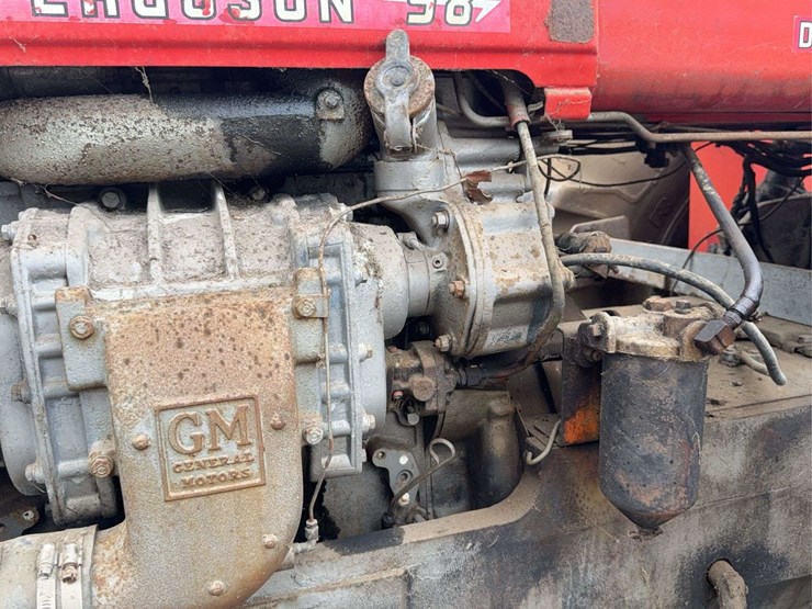 massey-ferguson-98-image-14