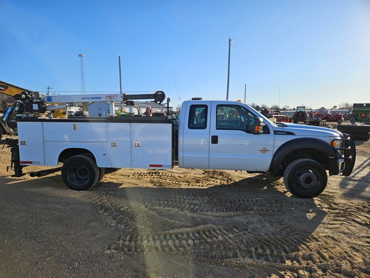 2012-ford-f550-image-6