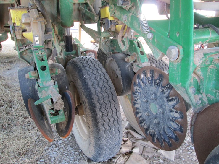 john-deere-1790-image-10