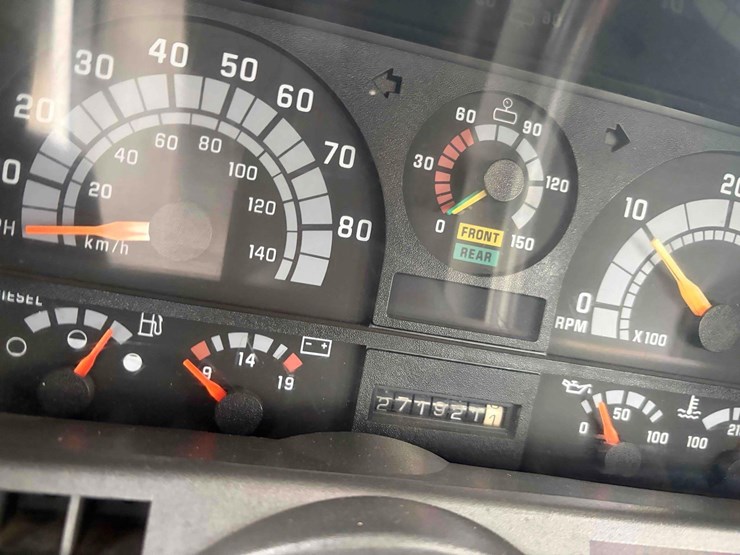 1998-chevrolet-t7500-image-13