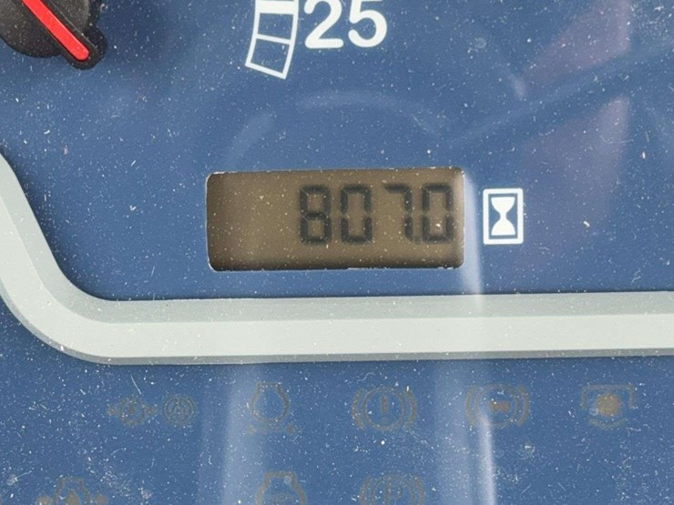 new-holland-5030-image-22