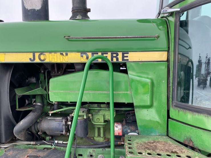 john-deere-4640-image-35