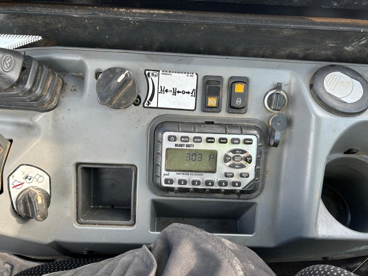 2021-bobcat-e60-image-24