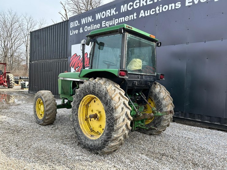 john-deere-2950-image-2