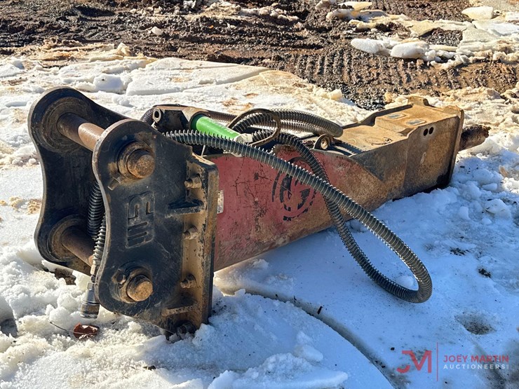 2017-cp-rx14-excavator-hammer/breaker-attachment-image-2