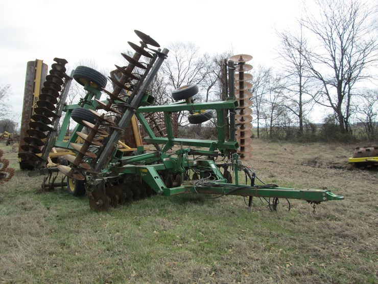 john-deere-637-image-2