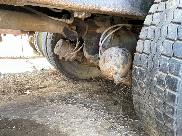 #13013-•-1977-ford-dump-truck-(has-wi-title)-image-26