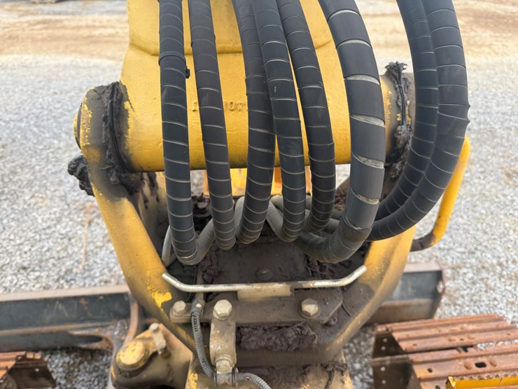 2017-komatsu-pc88mr-10-image-37