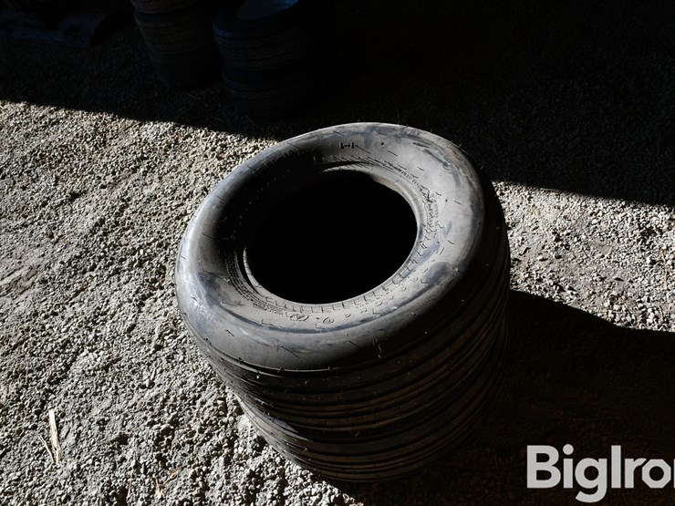 firestone-12.5l-15-tires-image-10