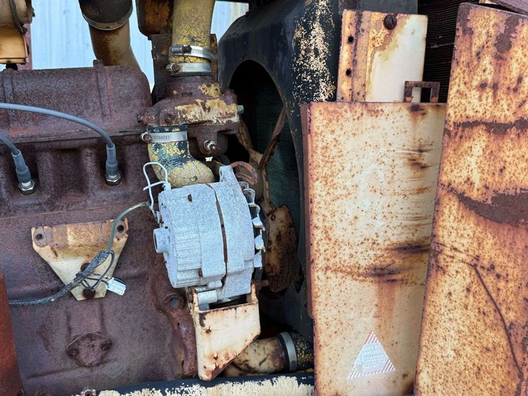 oliver-forklift-image-7