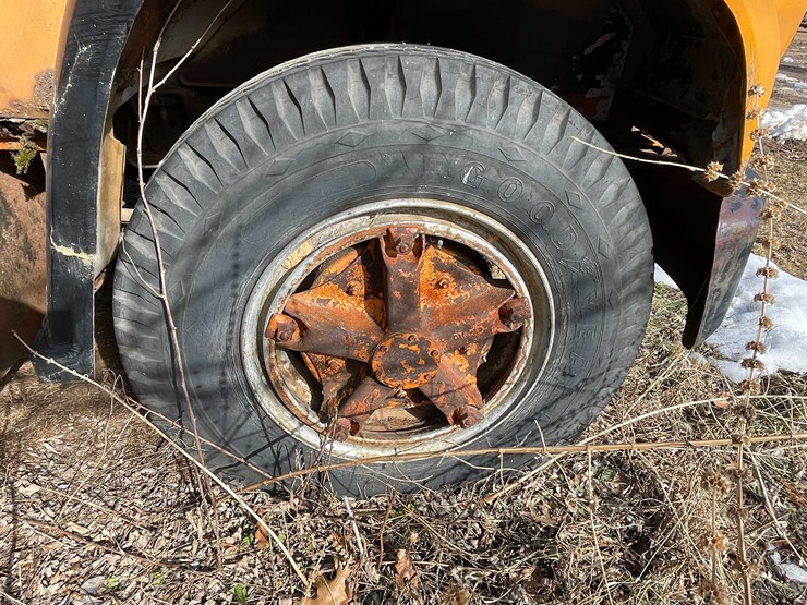 #13018-•-1974-gmc-6500-tractor-(has-wi-title)-image-11