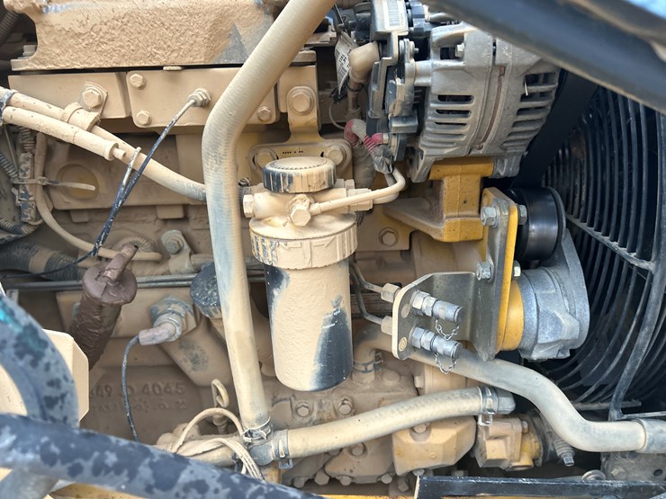 2011-deere-310sj-image-24