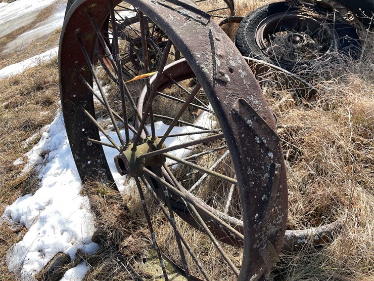 #13047-•-(4)-metal-wheel-rims-image-2