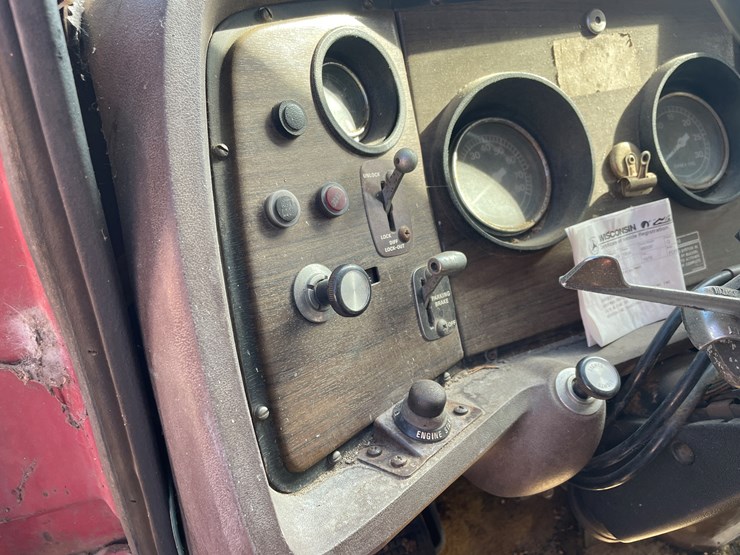 #13014-•-1976-ford-dump-truck-(has-wi-title)-image-44